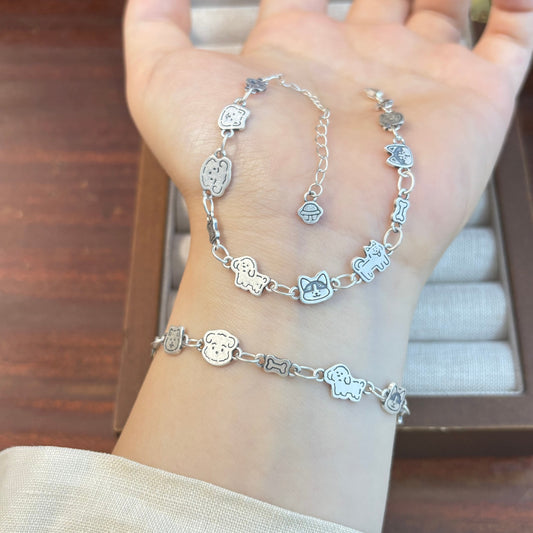 The little cat-and-dog bracelet you'll keep reaching for.